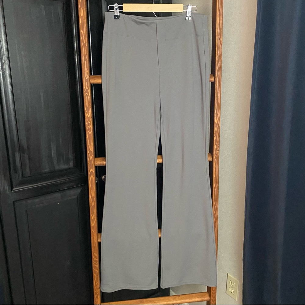 Halara / Flex High Waist Flare Pants LT NWT